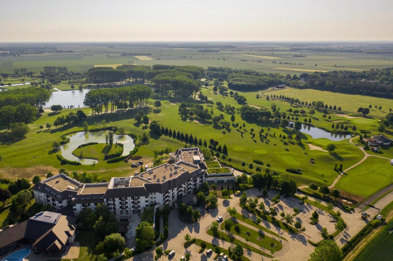 Greenfield Hotel Golf & Spa Buk Bagian luar foto