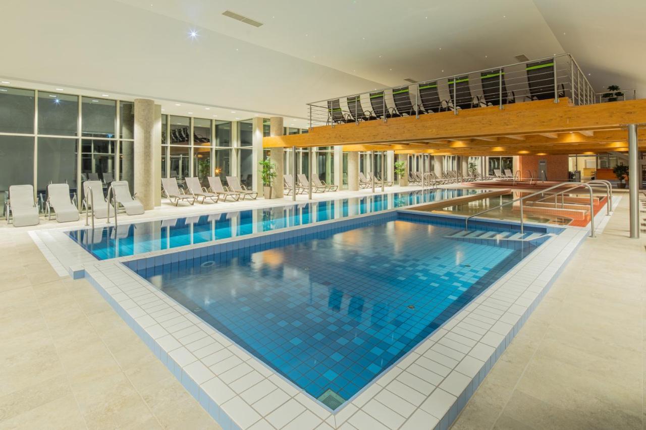 Greenfield Hotel Golf & Spa Buk Bagian luar foto